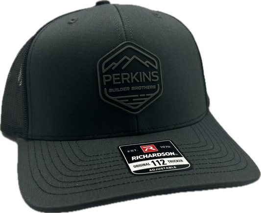 Carbón/Negro - Gorra Trucker Richardson 112 Snapback - Parche de goma negro y gris Perkins Builder Brothers